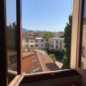 Paola Hotel