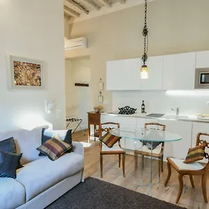  Appartement Oltrarno's Sweet Rose - Free Parking!
