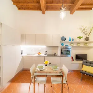 Little Gem In The Center Apartment